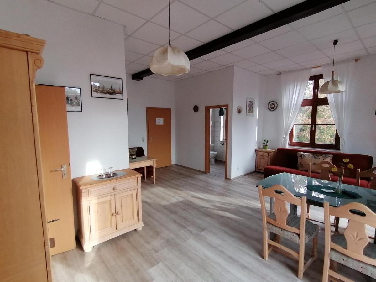 Landhotel Storchenkrug Rühstädt Esterno foto