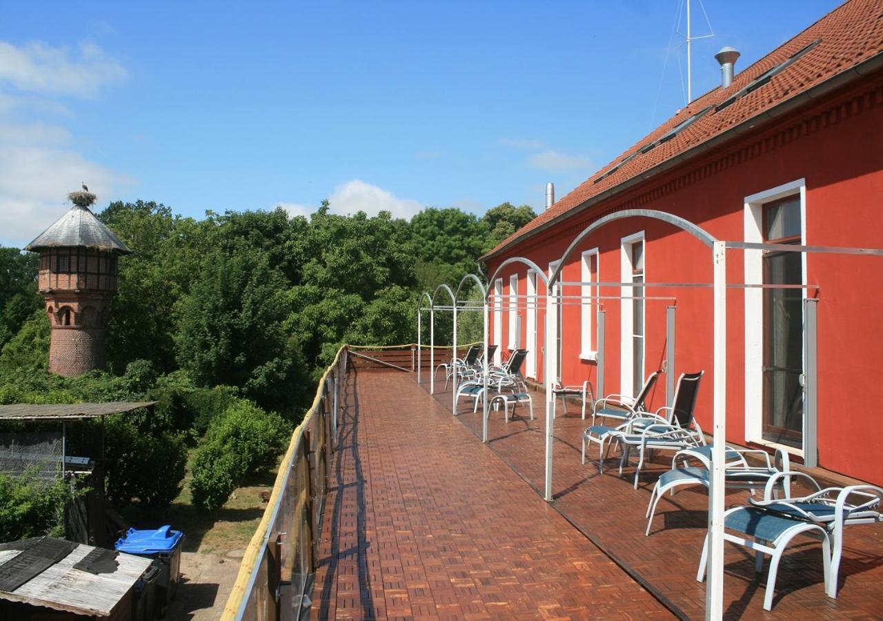 Landhotel Storchenkrug Rühstädt Esterno foto