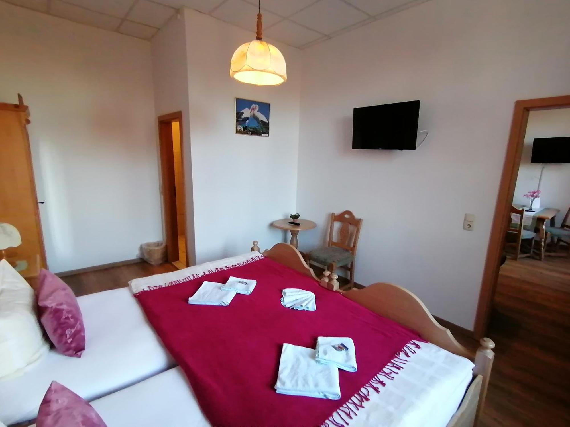 Landhotel Storchenkrug Rühstädt Esterno foto