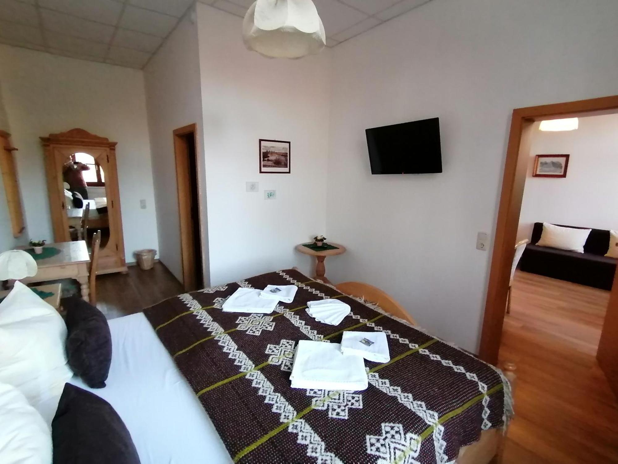 Landhotel Storchenkrug Rühstädt Esterno foto